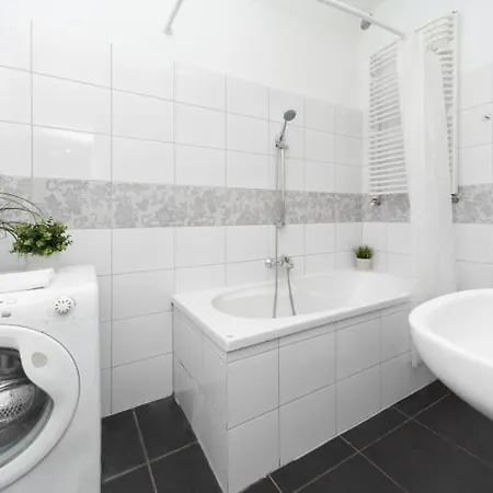 Dietla 57 - Diomedes Small One-bedroom 12 *